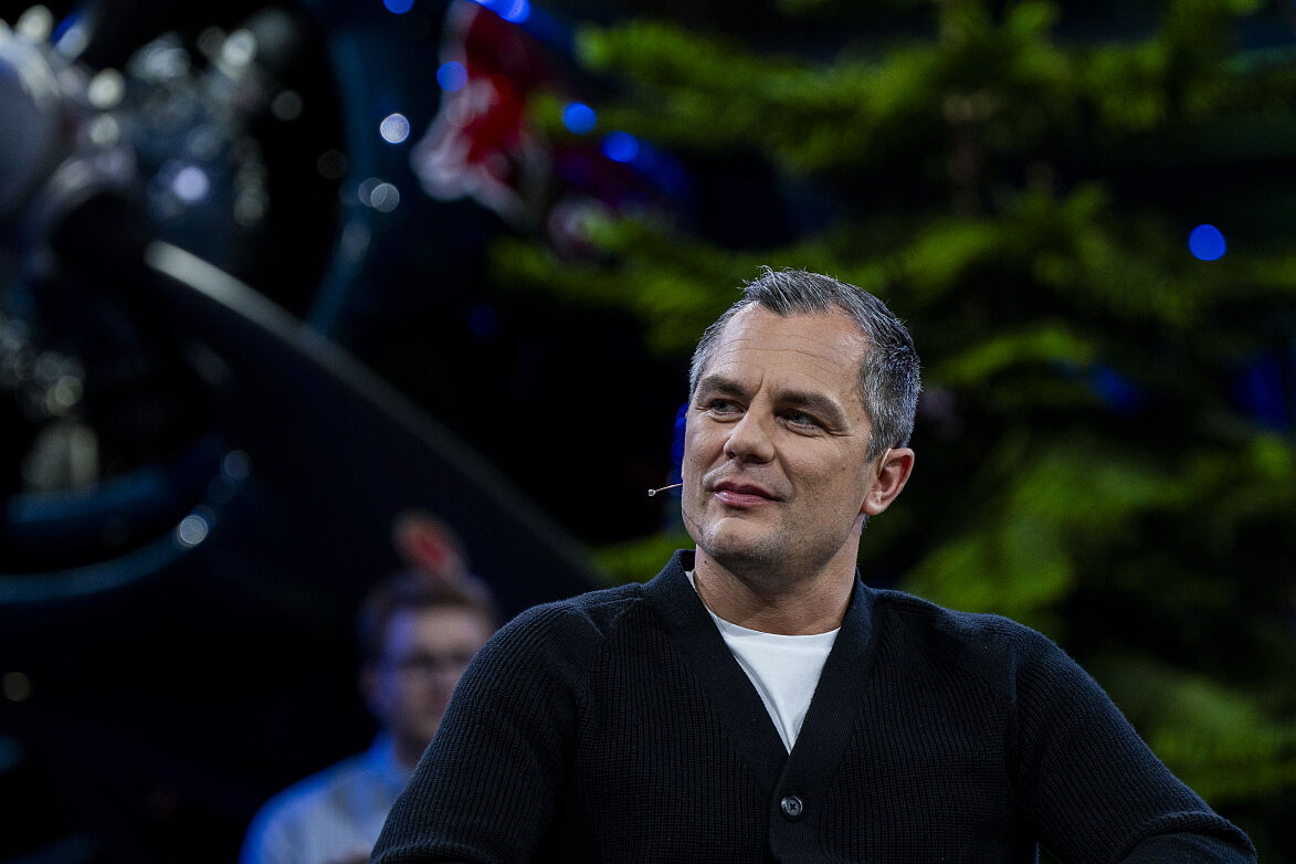 PW - 06 - Sport und Talk aus dem Hangar-7