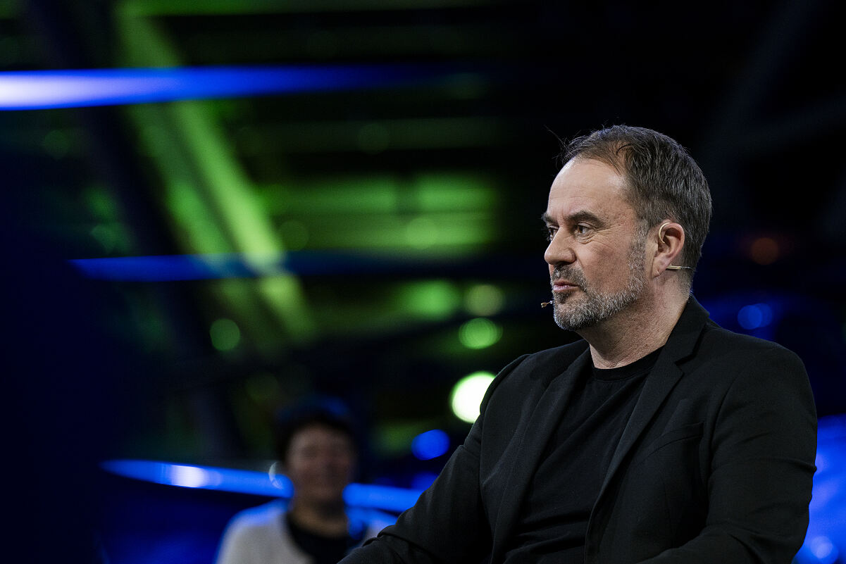 PW - 06 - Sport und Talk aus dem Hangar-7