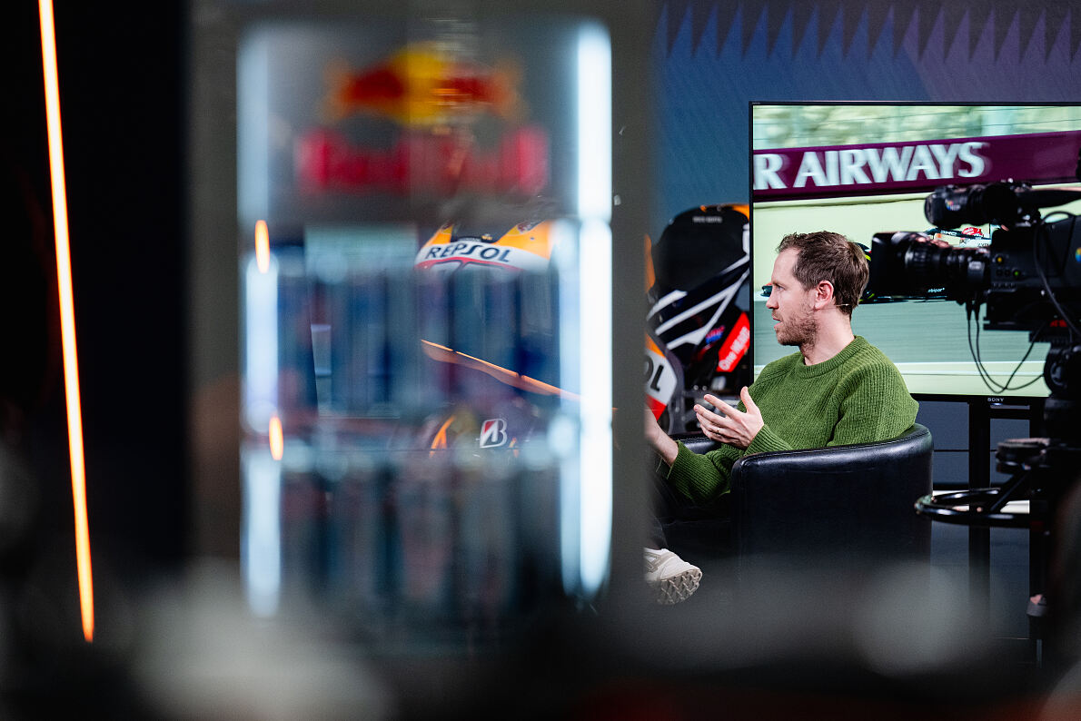 PW - 08 - Sport und Talk aus dem Hangar-7