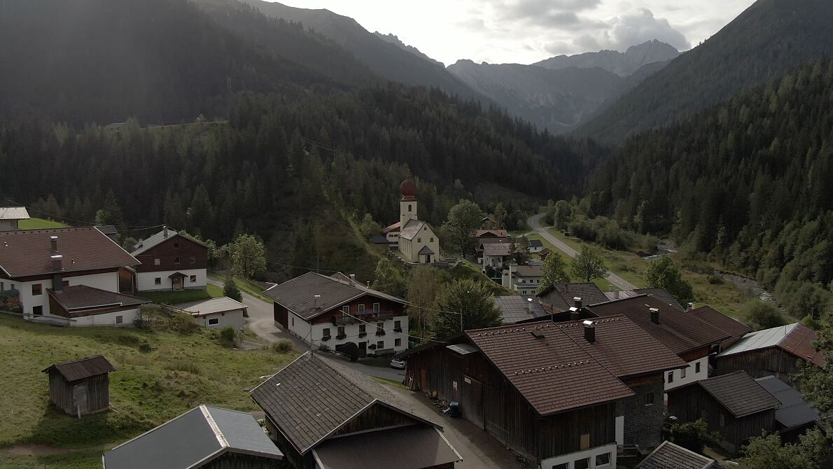 PW - 15 - Heimatleuchten - Namlos - Das Dorf der unbeugsamen Tiroler