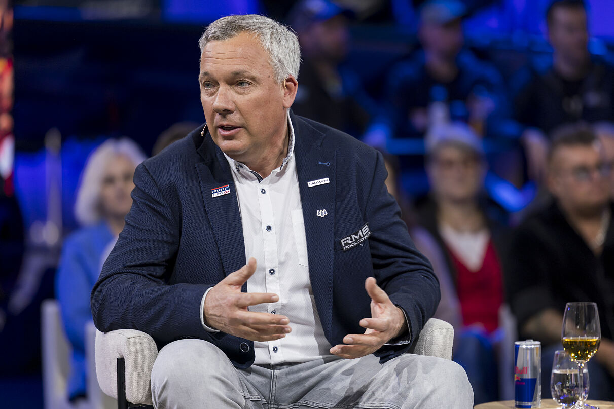 PW - 10 - Sport und Talk aus dem Hangar-7