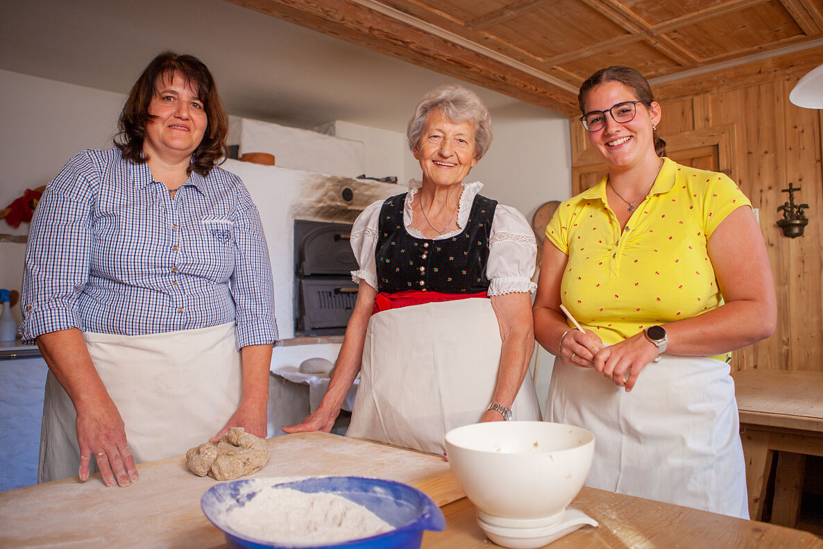 PW - 17 - Heimatleuchten - Fetznschädln und Schmotzgoggln