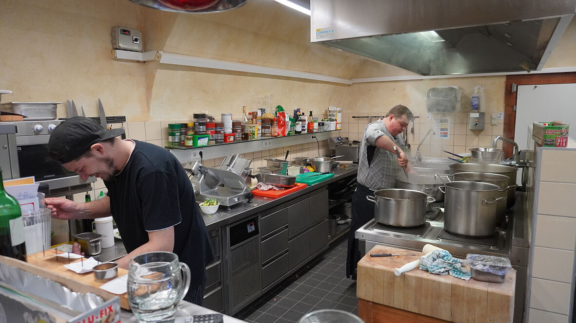 PW - 19 - Wirtshausgschichtn Sperrstund is!_