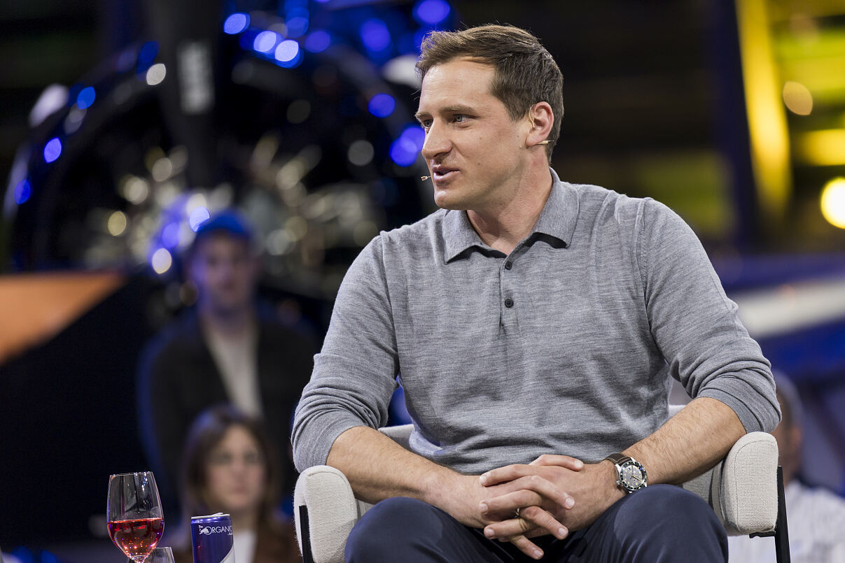 PW - 00 - Sport und Talk aus dem Hangar-7