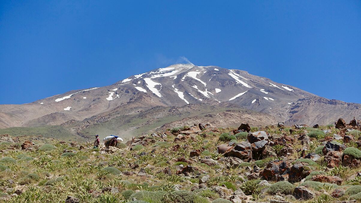 PW - 00 - Bergwelten - Der Damavand - Gerlinde Kaltenbrunner und Peter Habeler im Iran
