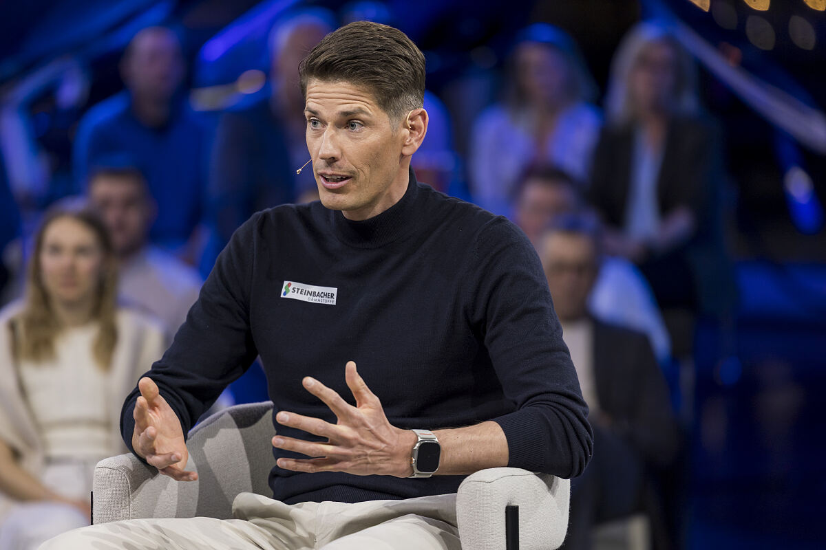 PW - 00 - Sport und Talk aus dem Hangar-7