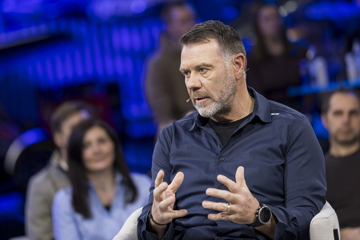 PW - 00 - Sport und Talk aus dem Hangar-7