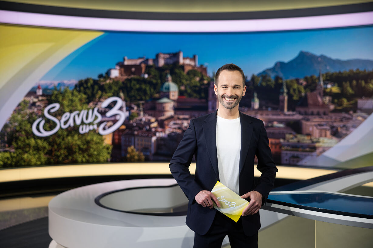 PW - 00 - Servus um 3