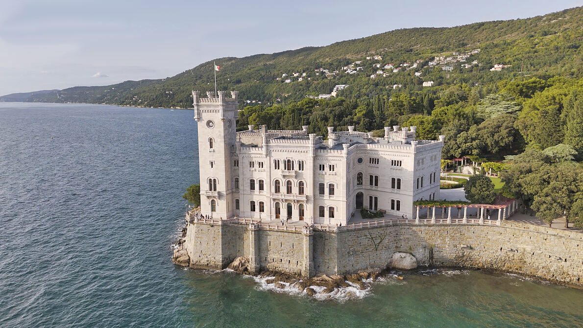 PW - 21 - Heimatleuchten - Triest - Sehnsucht Süden