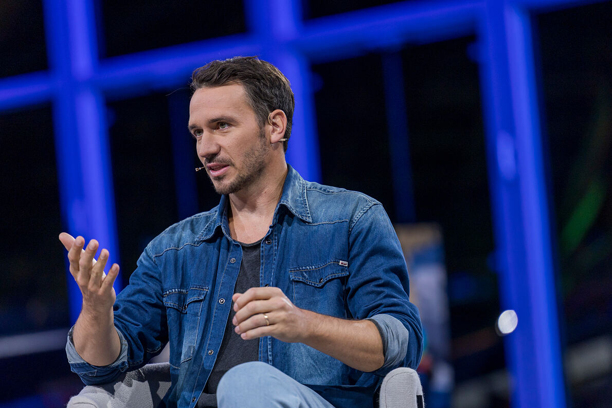 Felix Neureuther zu Gast bei „Sport und Talk aus dem Hangar-7