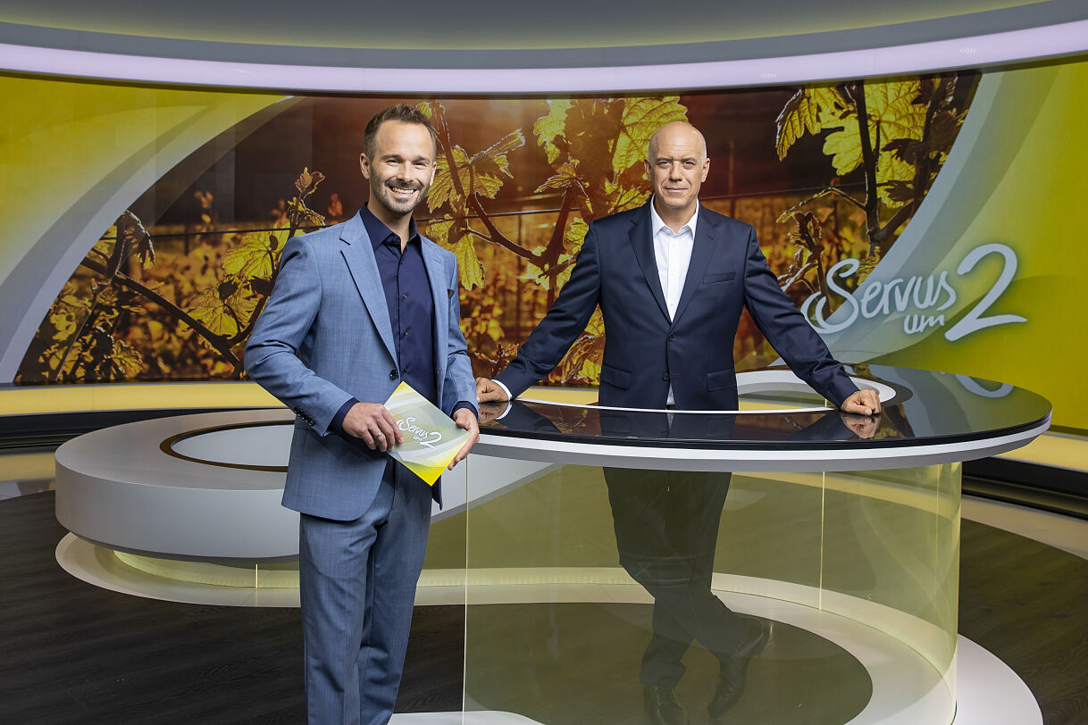 Servus um 2