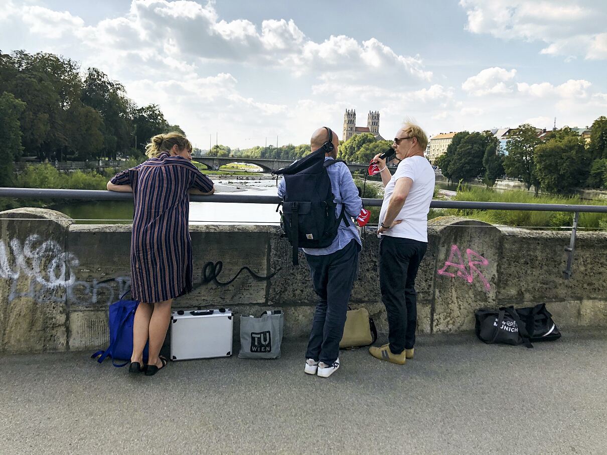 Behind the Scenes Fotos