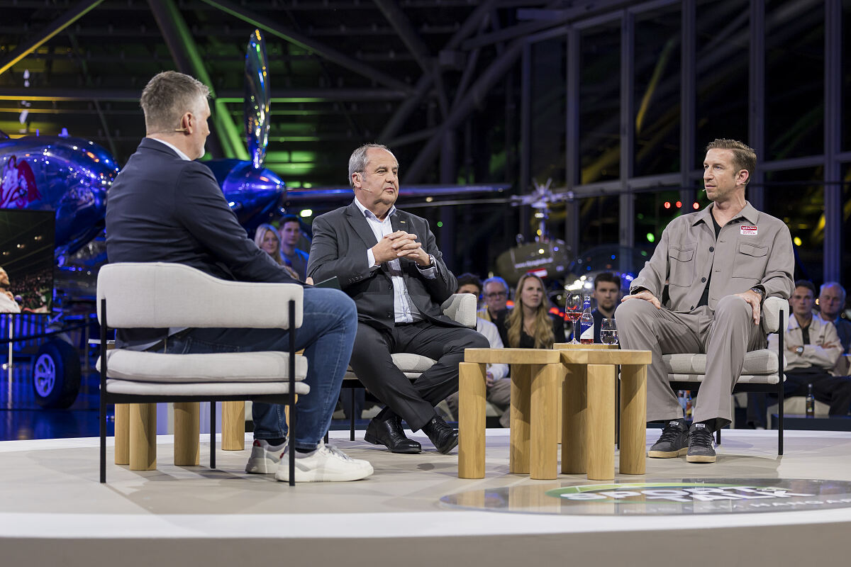 PW - 00 - Sport und Talk aus dem Hangar-7