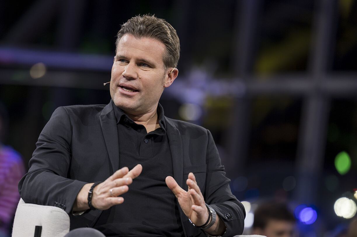 PW - 00 - Sport und Talk aus dem Hangar-7