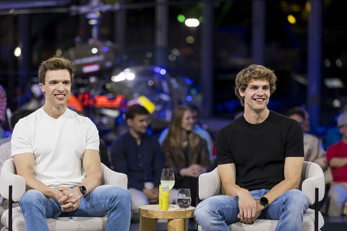 PW - 00 - Sport und Talk aus dem Hangar-7