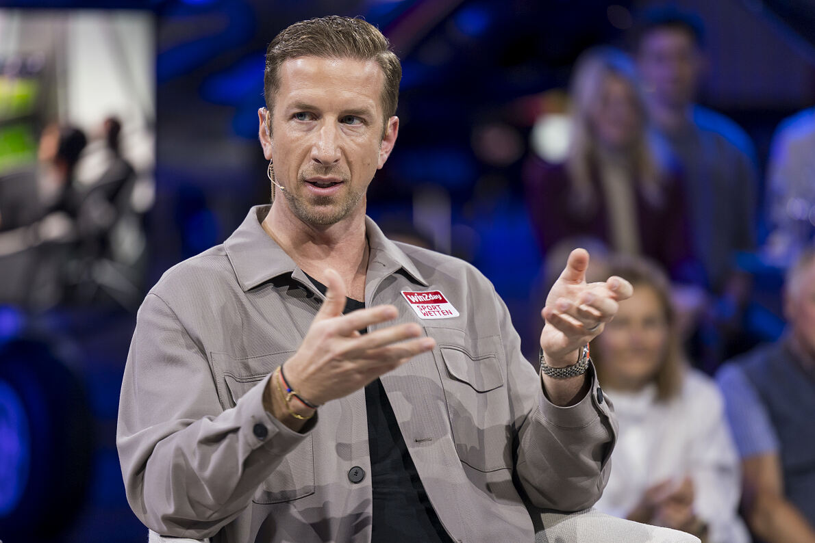 PW - 00 - Sport und Talk aus dem Hangar-7