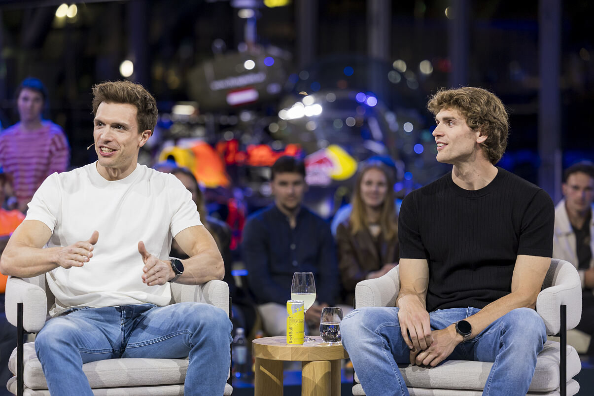 PW - 00 - Sport und Talk aus dem Hangar-7