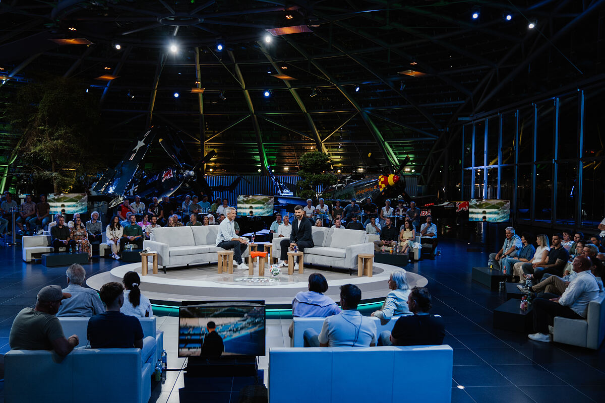 PW - 00 - Sport und Talk aus dem Hangar-7