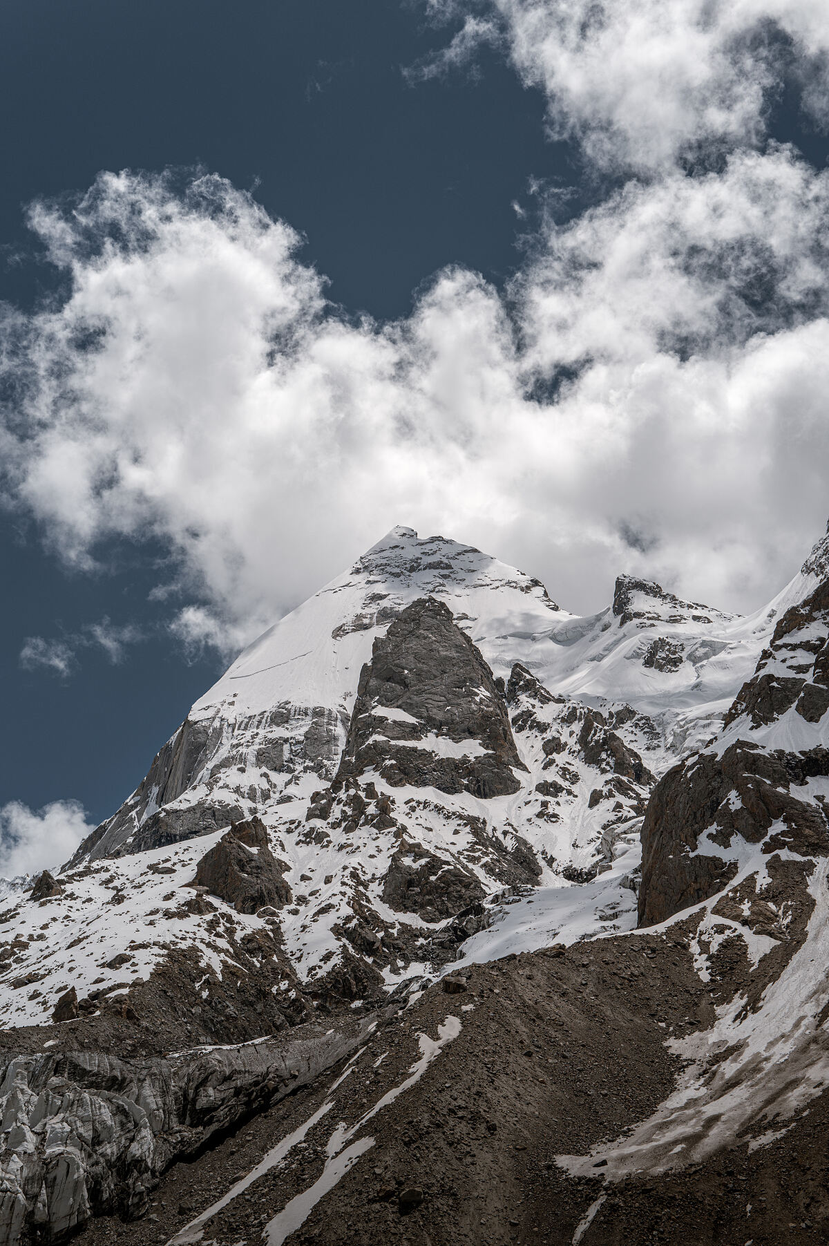 PW - 00 - Bergwelten spezial - Laila Peak - Laura Dahlmeier Todestag
