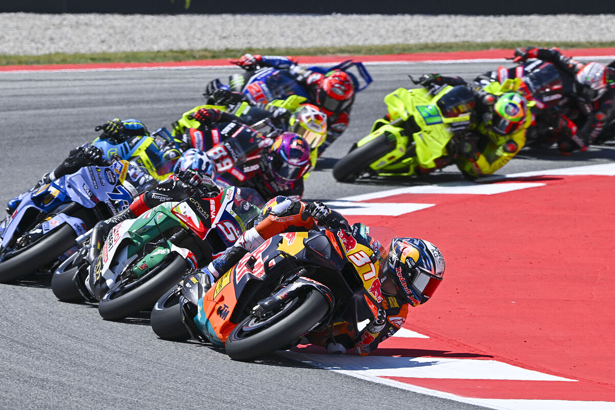 PW - 38 - MotoGP