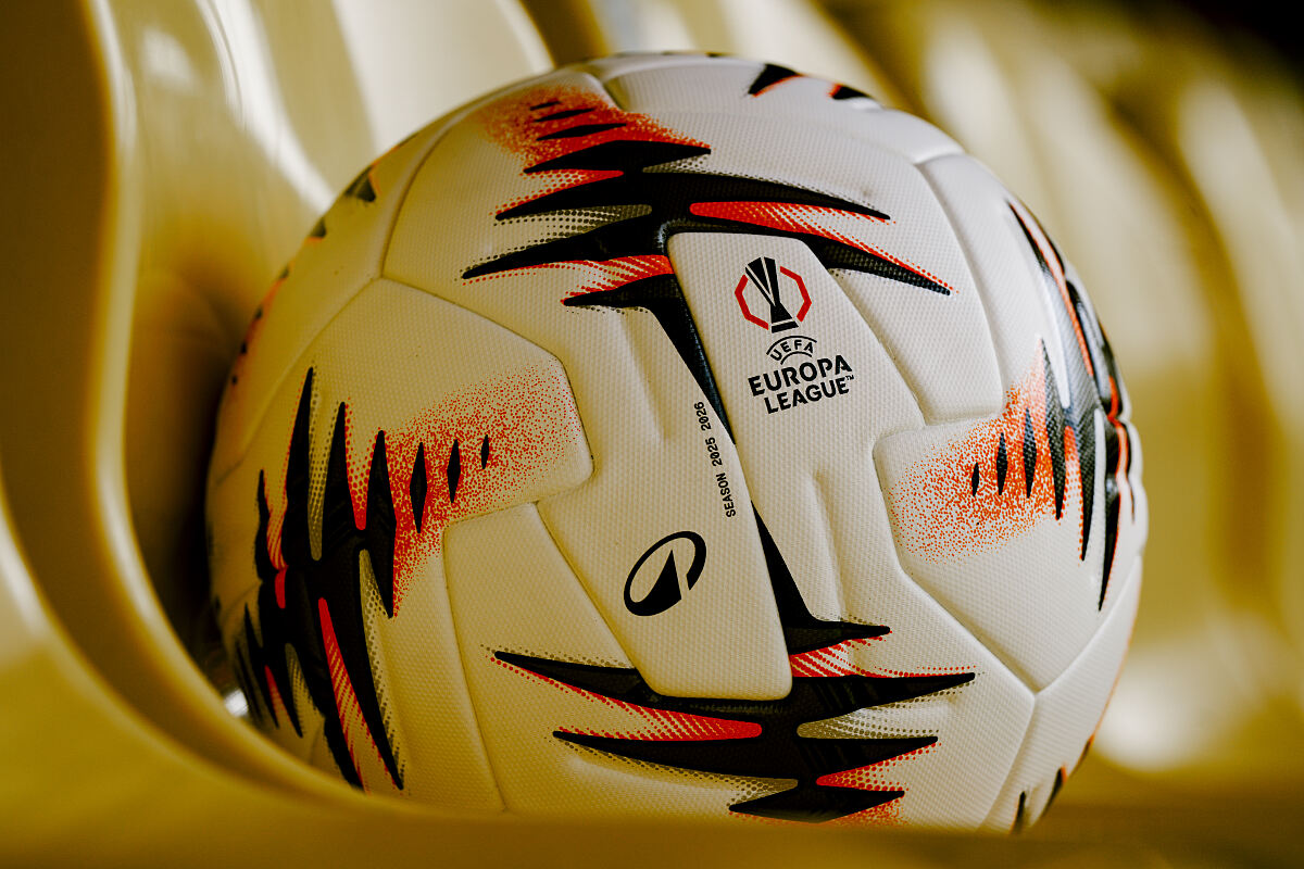 PW - 38 - UEFA Europa League