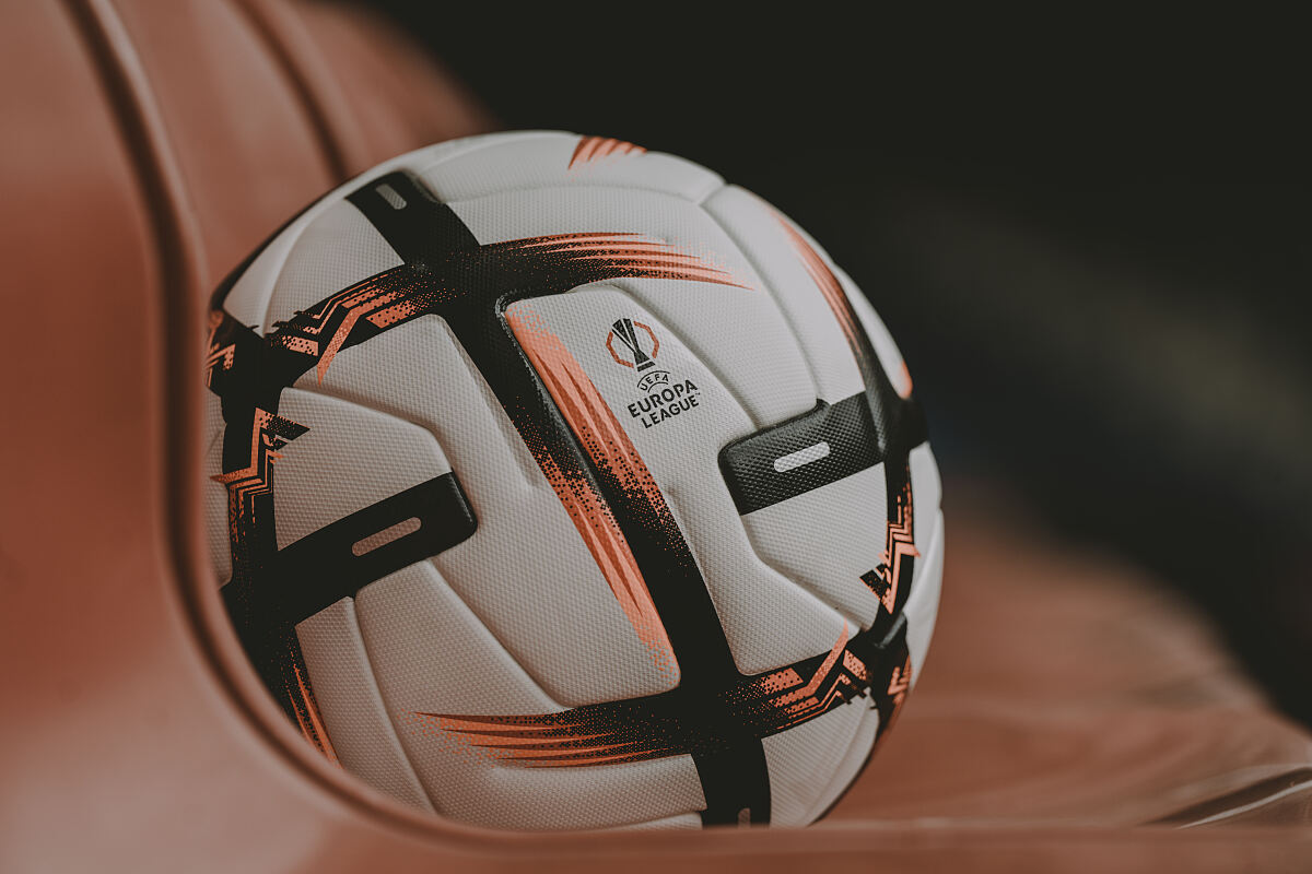 PW - 00 - UEFA Europa League