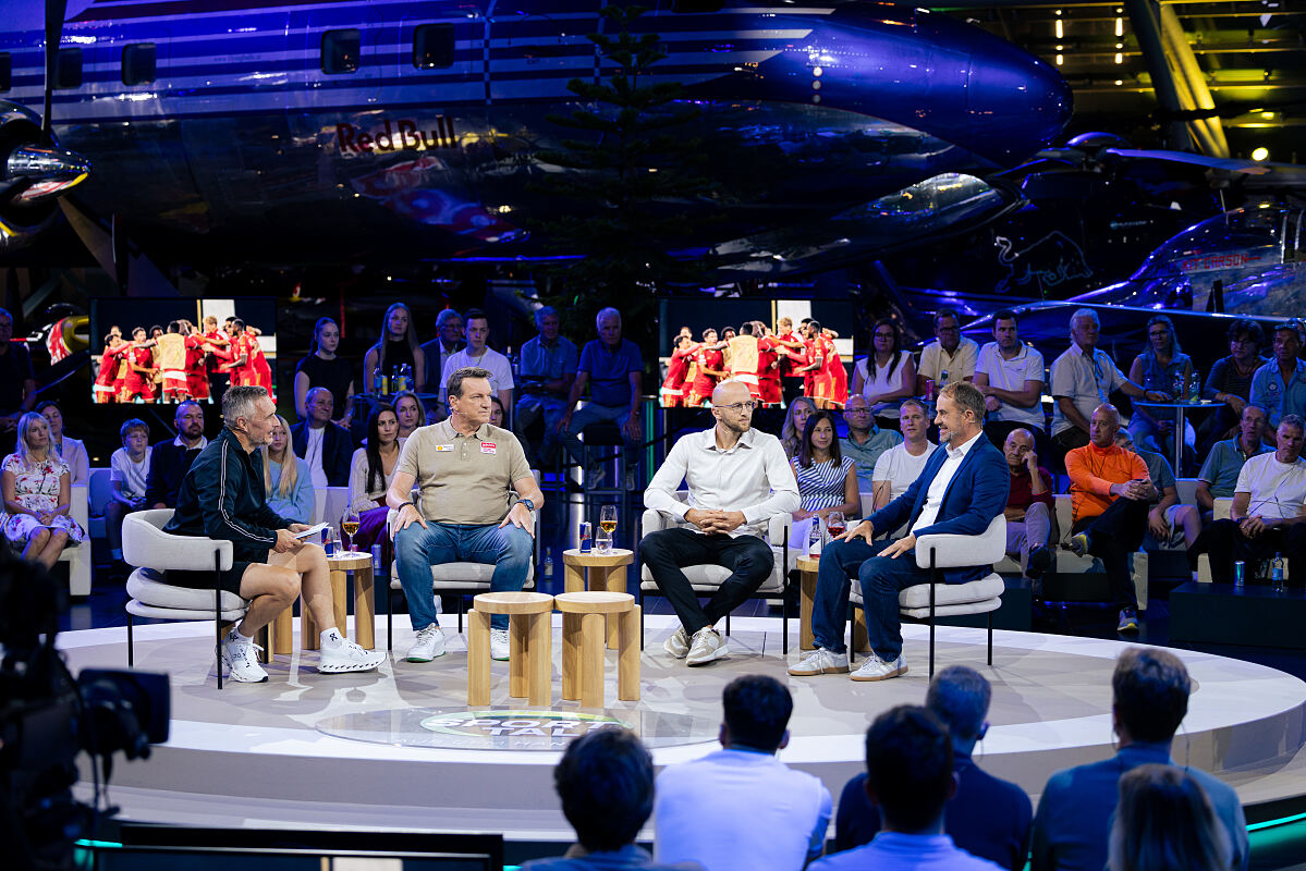 PW - 00 - Sport und Talk aus dem Hangar-7