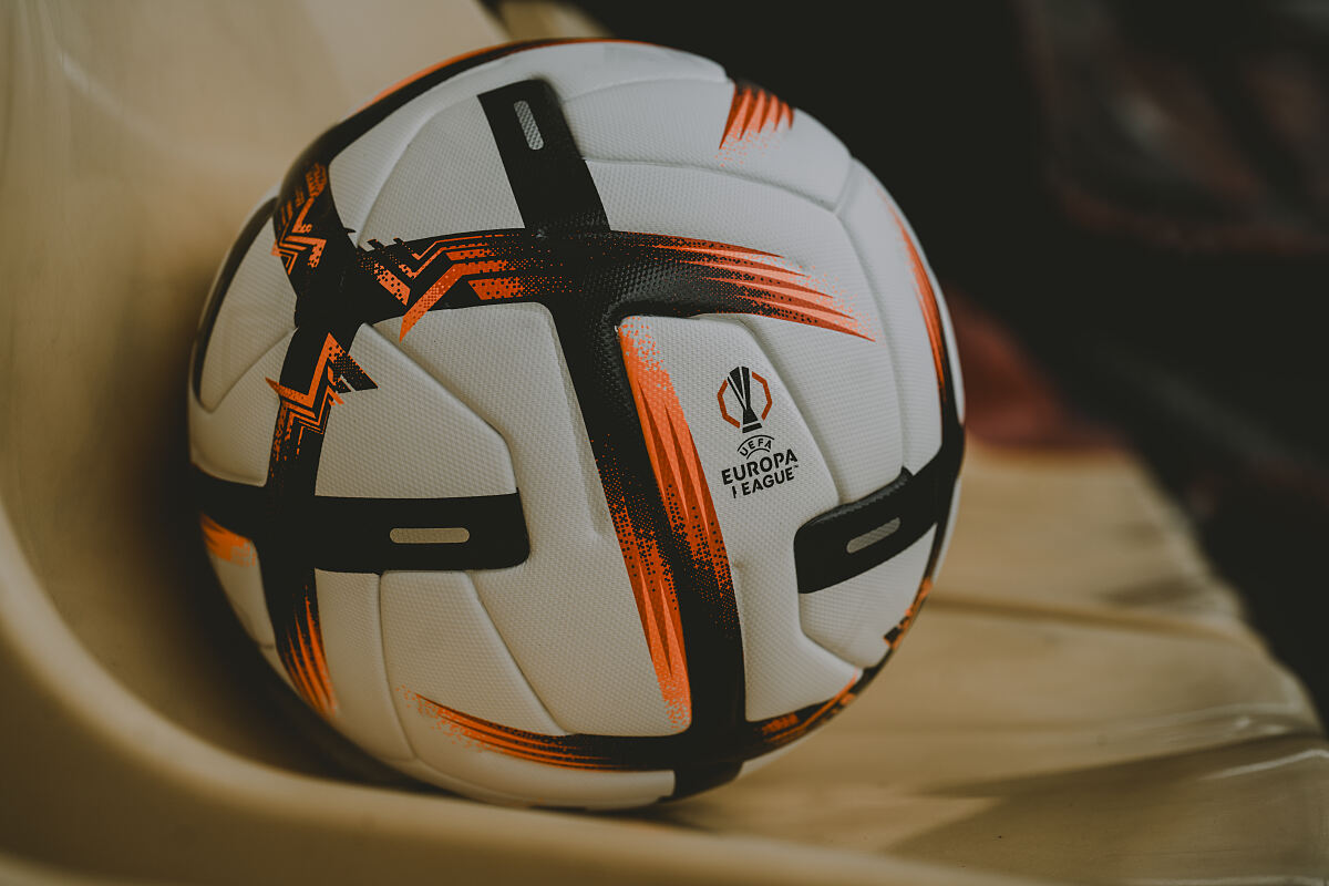 PW - 43 - UEFA Europa League