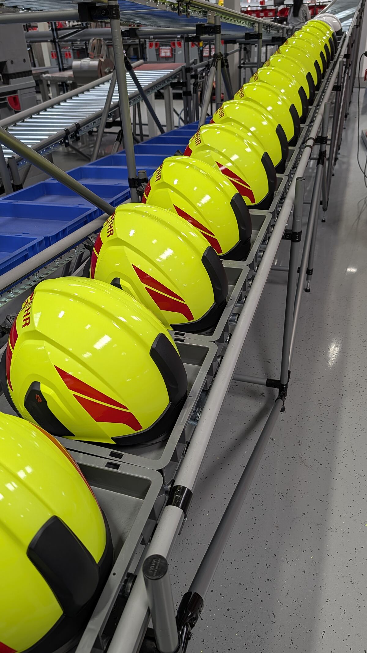 Feuerwehr Helme für die ganze Welt
