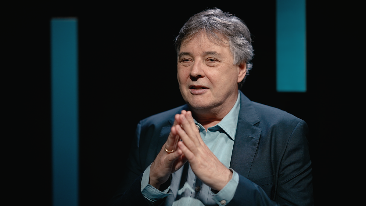 Ex-Oberstaatsanwalt Ralph Knispel zu Gast im KLARTEXT-Studio