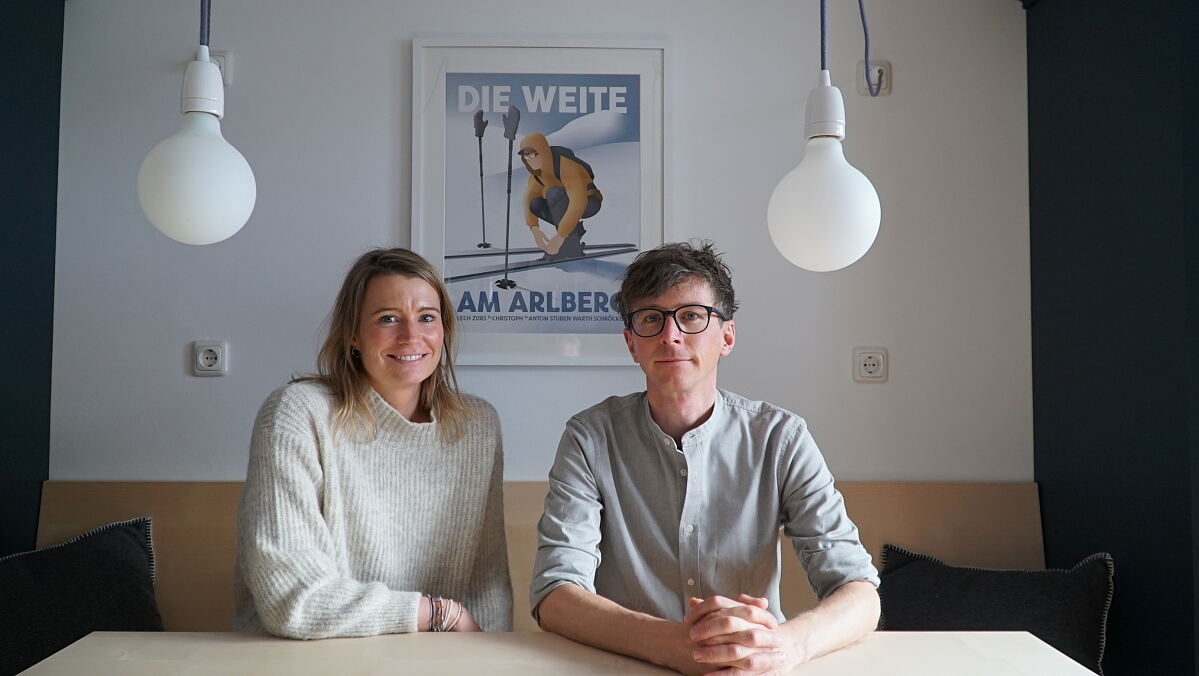 Maria Burtscher und Markus Fetz posieren für ein Foto