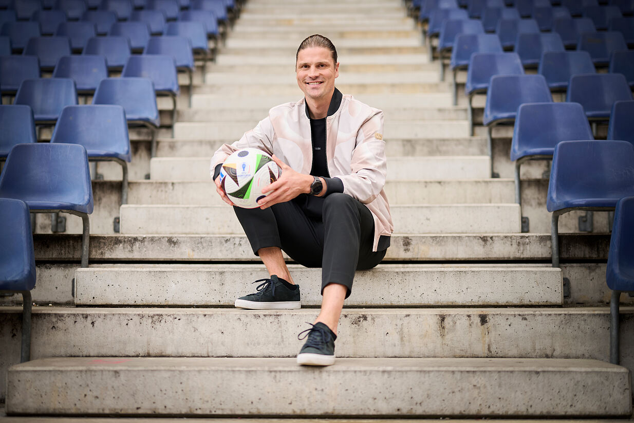 PW - 00 - UEFA EURO