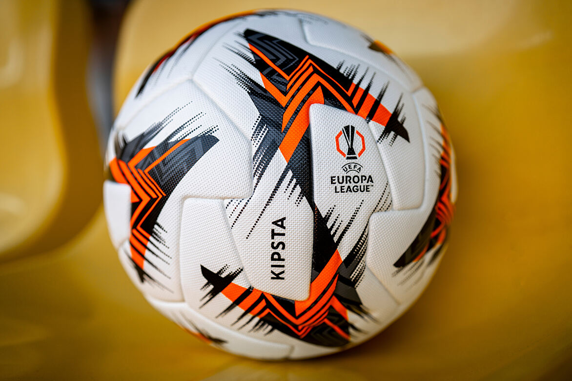 PW - 00 - UEFA Europa League