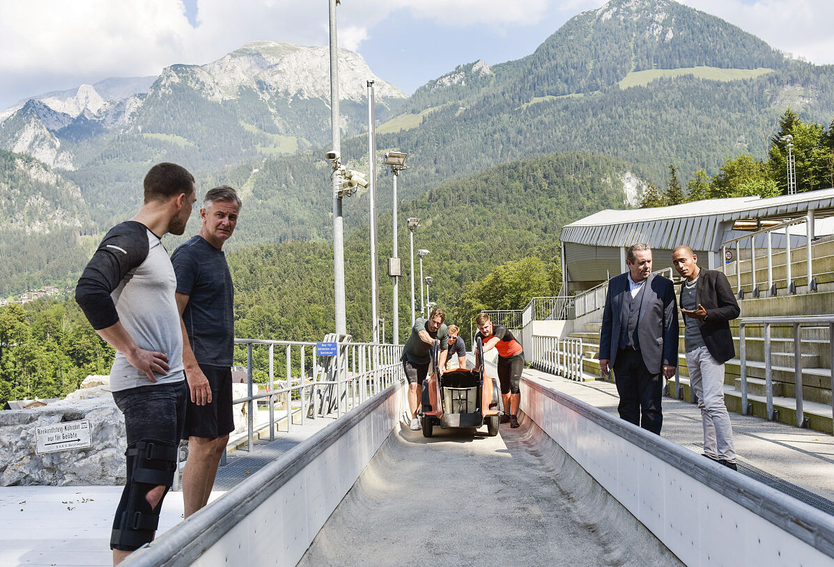 PW - 44 - Watzmann ermittelt: Der Tote von der Bobbahn