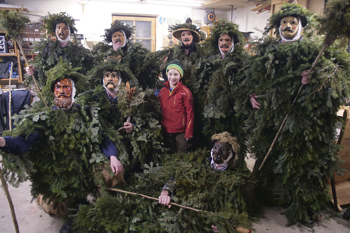 PW - 52 - Die schönsten Winterbräuche - Fasnacht in Axams und Mittenwald