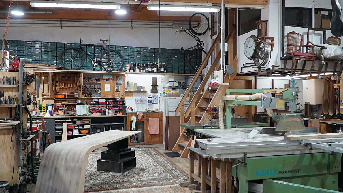 PW - 37 - Hoagascht -  Holz und Eisen – a Liebesgschicht