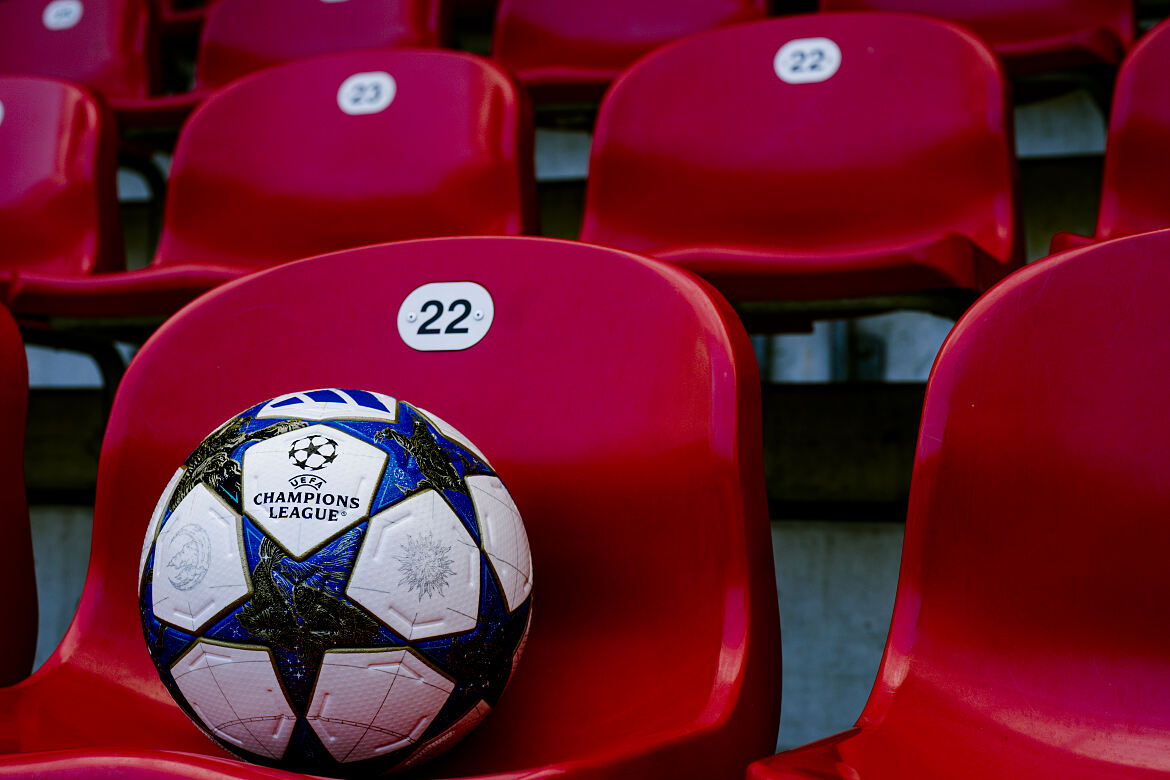 PW - 00 - UEFA Champions League