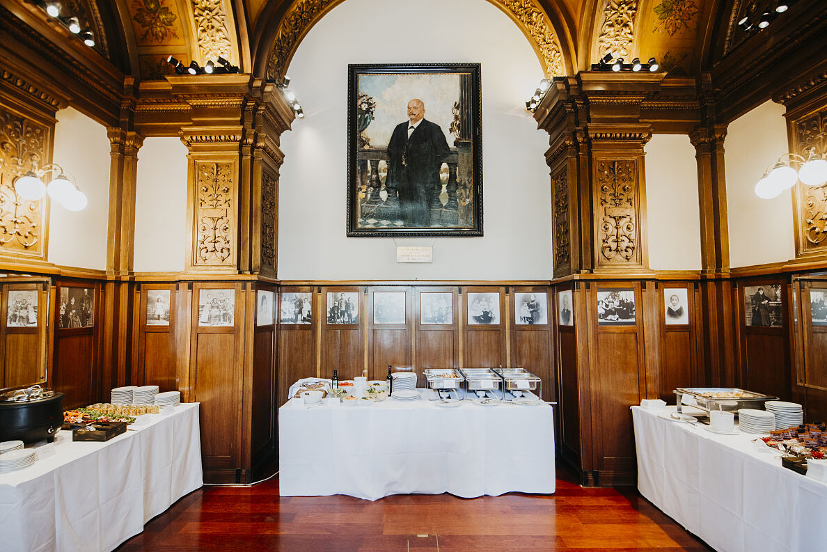 PW - 39 - Österreichische Hotellegenden - Traditionshäuser in Familienhand