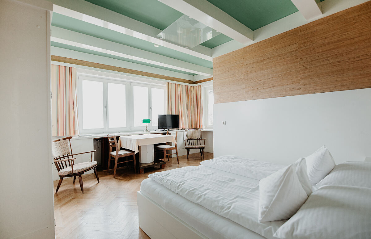 PW - 41 - Österreichische Hotellegenden - Traditionshäuser in Familienhand