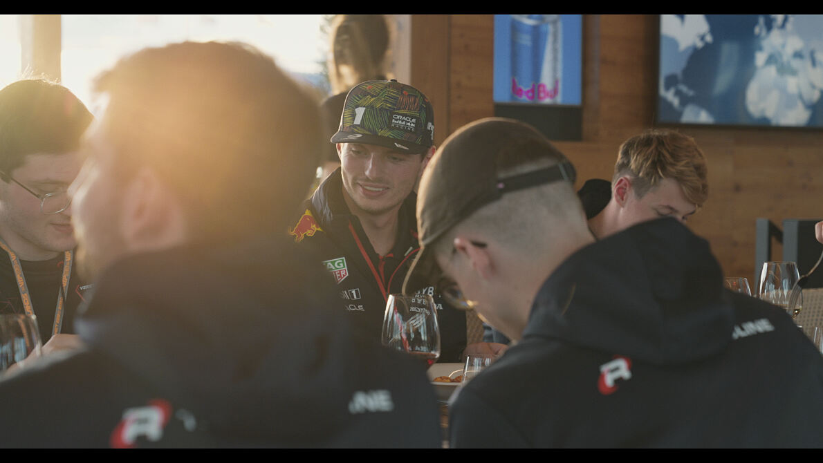 PW - 41 - Max Verstappen - Abseits der Strecke - Es ist kein Spiel