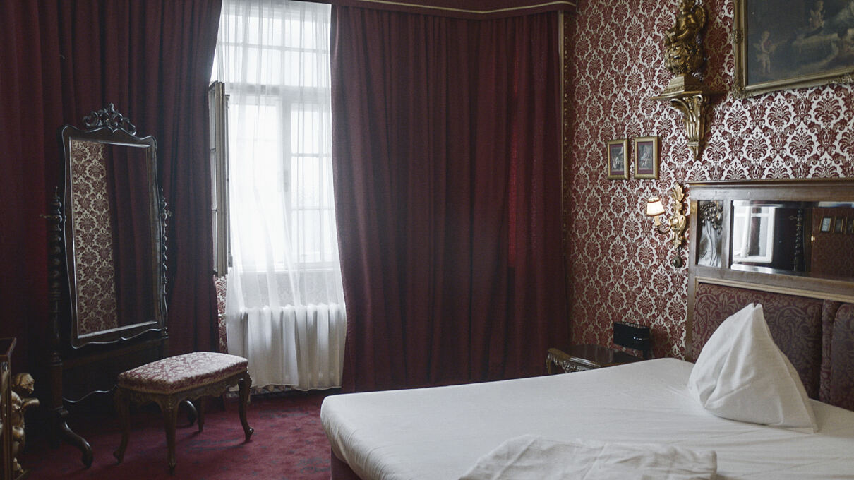 PW - 45 - Österreichische Hotellegenden - Traditionshäuser in Familienhand