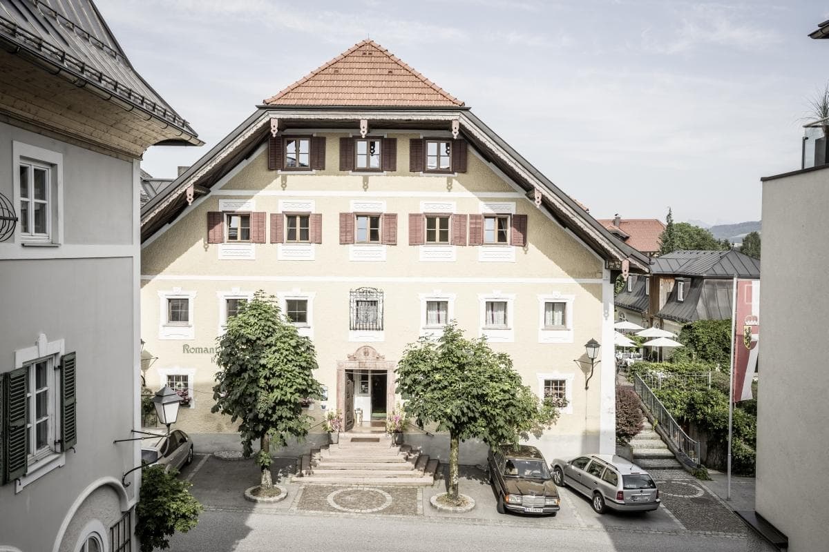 PW - 45 - Österreichische Hotellegenden - Traditionshäuser in Familienhand