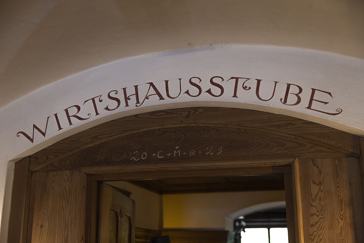 PW - 48 - Österreichische Hotellegenden - Traditionshäuser in Familienhand