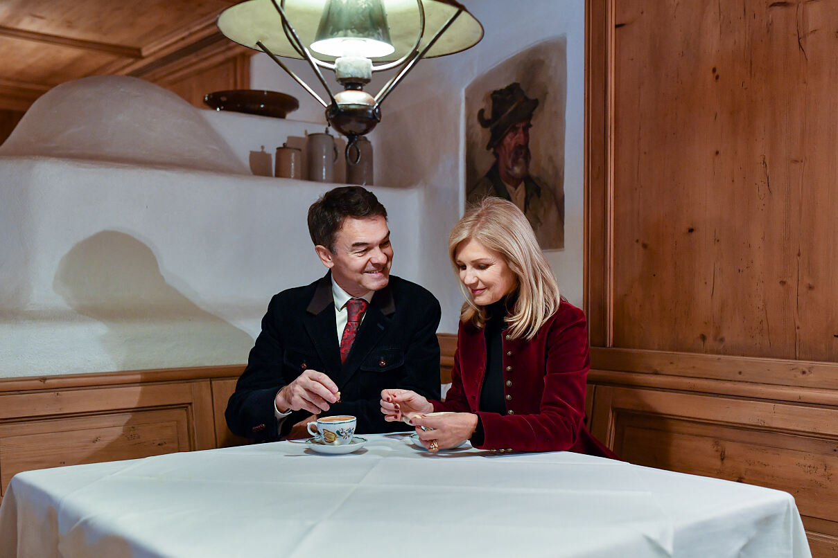 PW - 49 - Österreichische Hotellegenden - Traditionshäuser in Familienhand