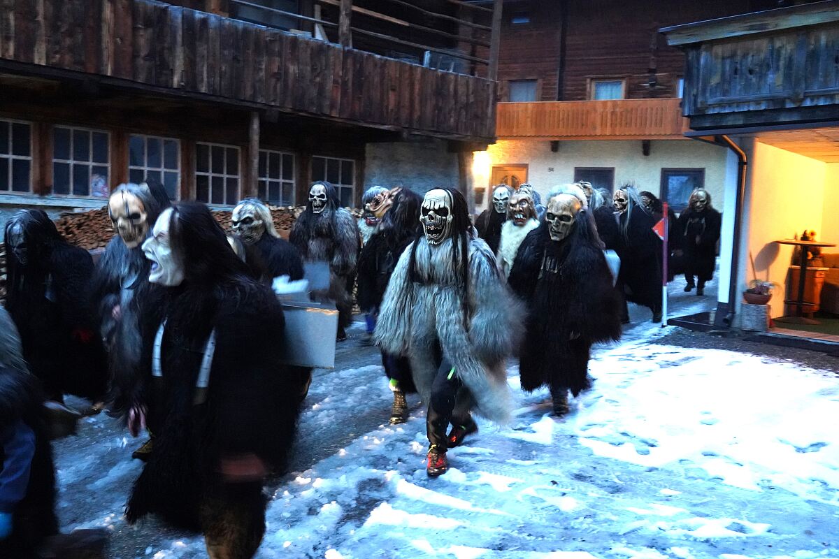 PW - 50 - Hoagascht - Der Klaubauf - Wüde Osttiroler Gstalten