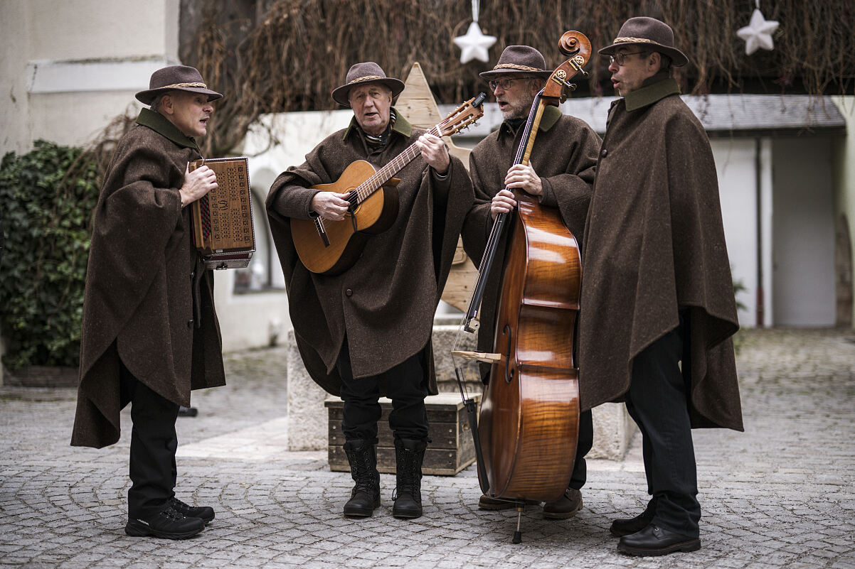 PW - 51 - Heimatleuchten - Weihnachten am Achensee und im Alpbachtal – mit Conny Bürgler und Richard Deutinger