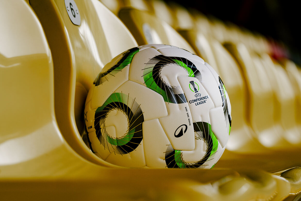 PW - 51 - UEFA Conference League