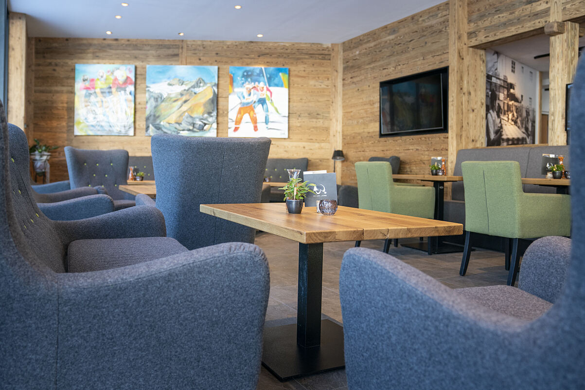 PW - 51 - Österreichische Hotellegenden - Traditionshäuser in Familienhand