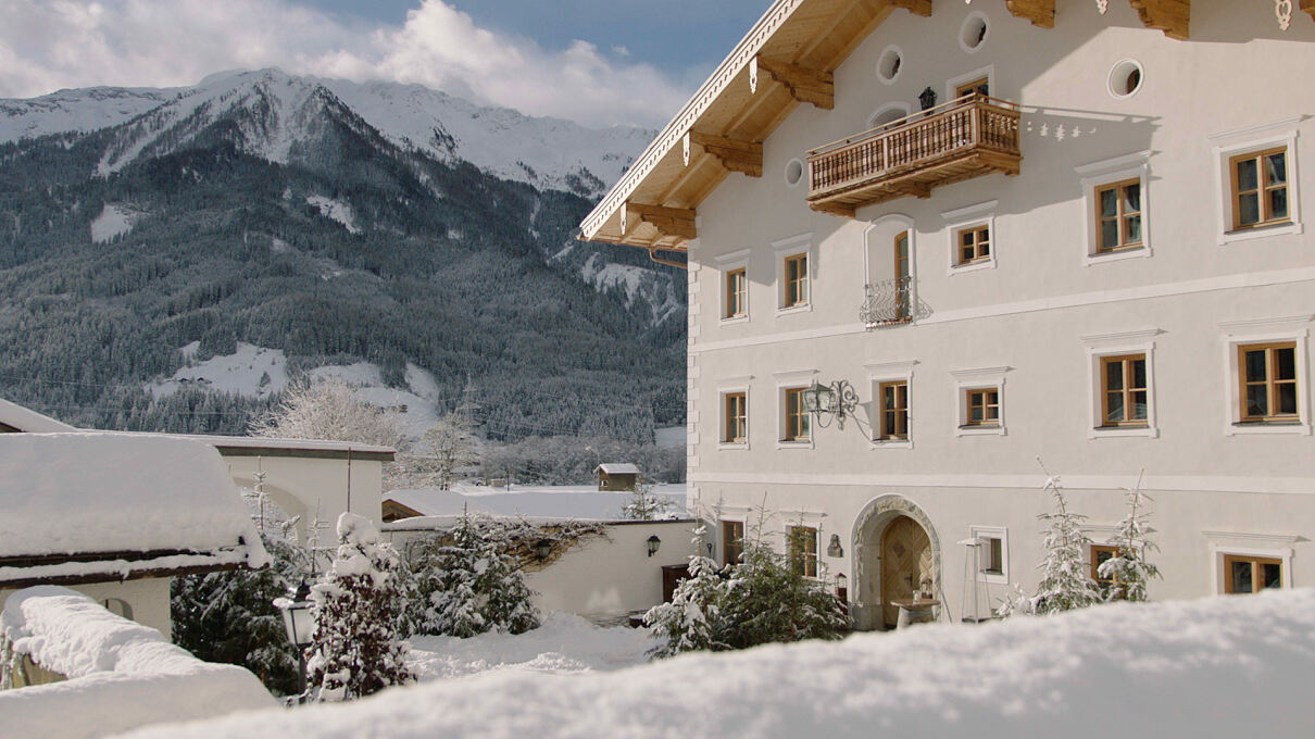PW - 52 - Österreichische Hotellegenden - Traditionshäuser in Familienhand