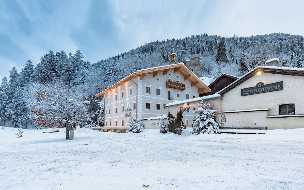 PW - 52 - Österreichische Hotellegenden - Traditionshäuser in Familienhand